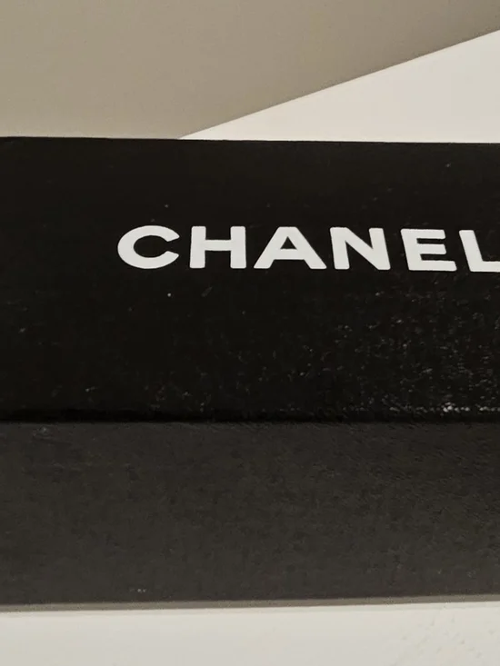 Chanel Sunglasses with Silver Large Logo - Vintage 2005 - Picture 10 of 11